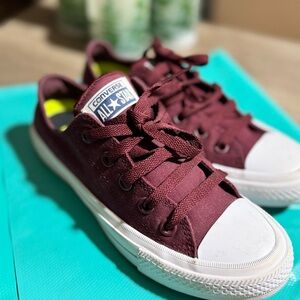 Converse Maroon chuck Taylor 2 All Star Sneakers